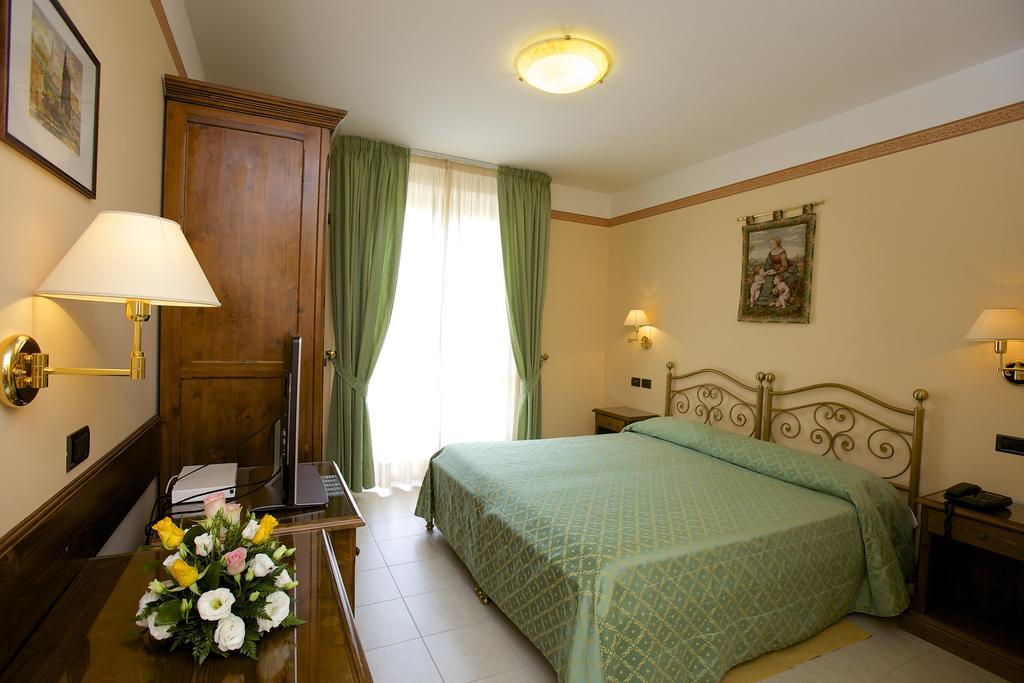 Campiglione Hotel Assisi Oda fotoğraf